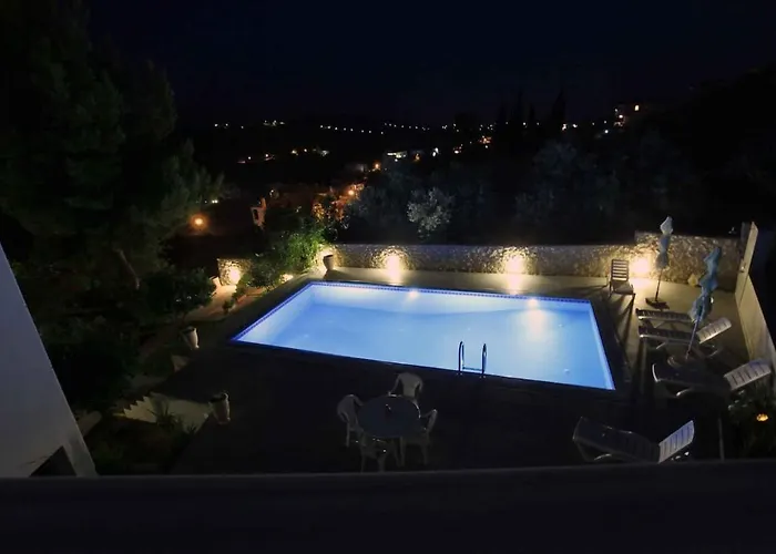 Orestes Villa
