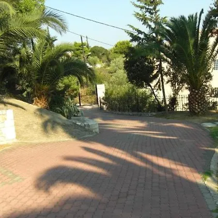 Orestes Villa Nauplion